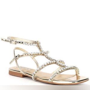 NWT Antonio Melani Dayla Metallic Leather Jeweled T-Strap Flat Sandals Silver